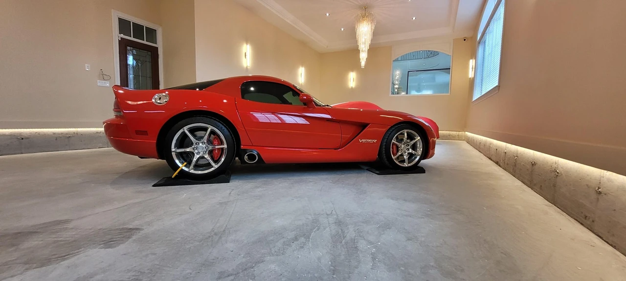 2010 Dodge Viper 4th Gen - Image 22 of 31