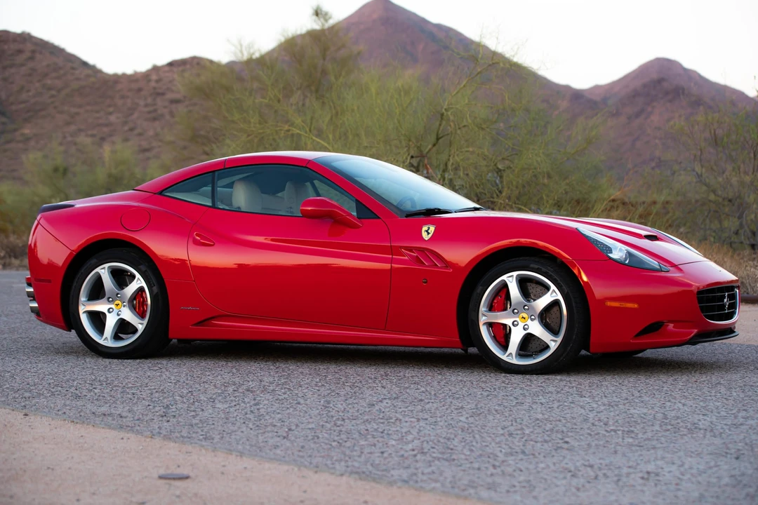 2010 Ferrari California - Image 4 of 31