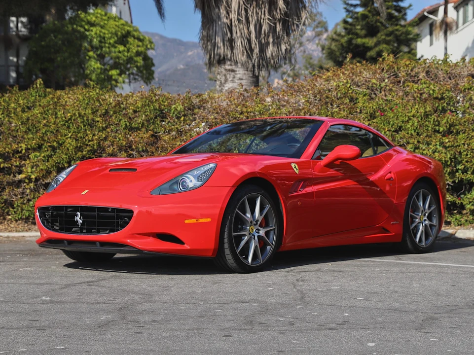 2010 Ferrari California - Image 19 of 31