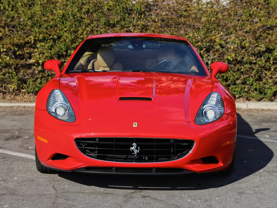 2010 Ferrari California - Image 30 of 31