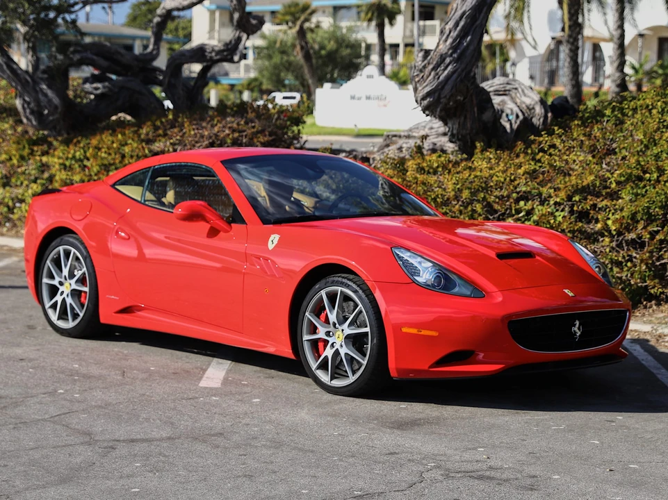 2010 Ferrari California - Image 26 of 31