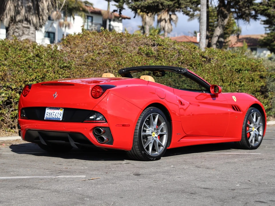2010 Ferrari California - Image 11 of 31