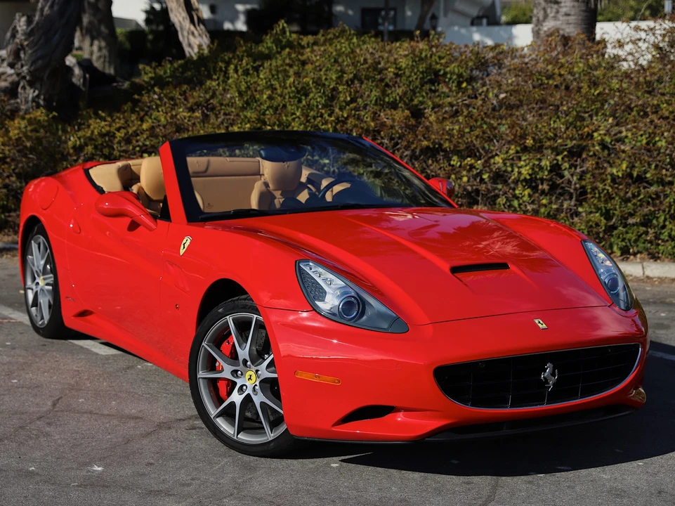 2010 Ferrari California - Image 16 of 31