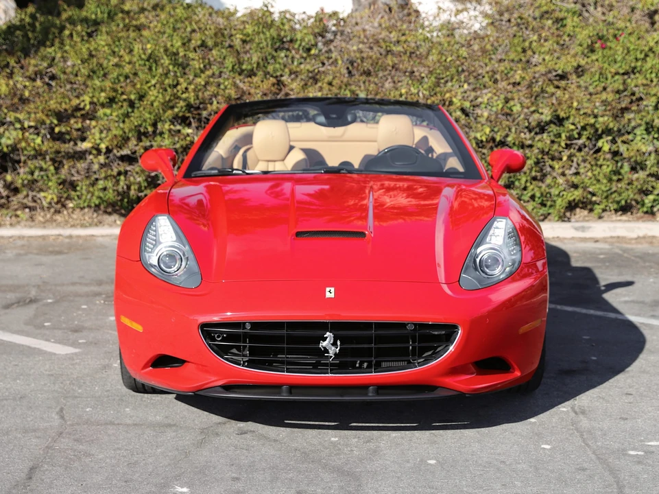 2010 Ferrari California - Image 17 of 31