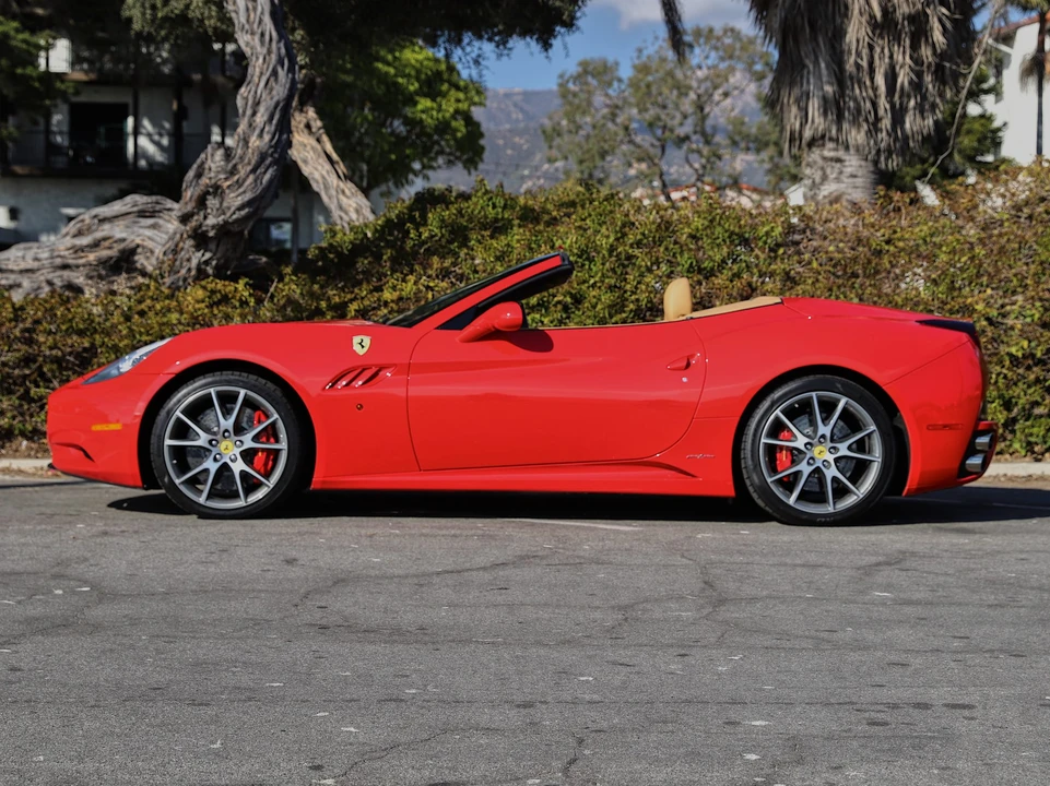 2010 Ferrari California - Image 6 of 31