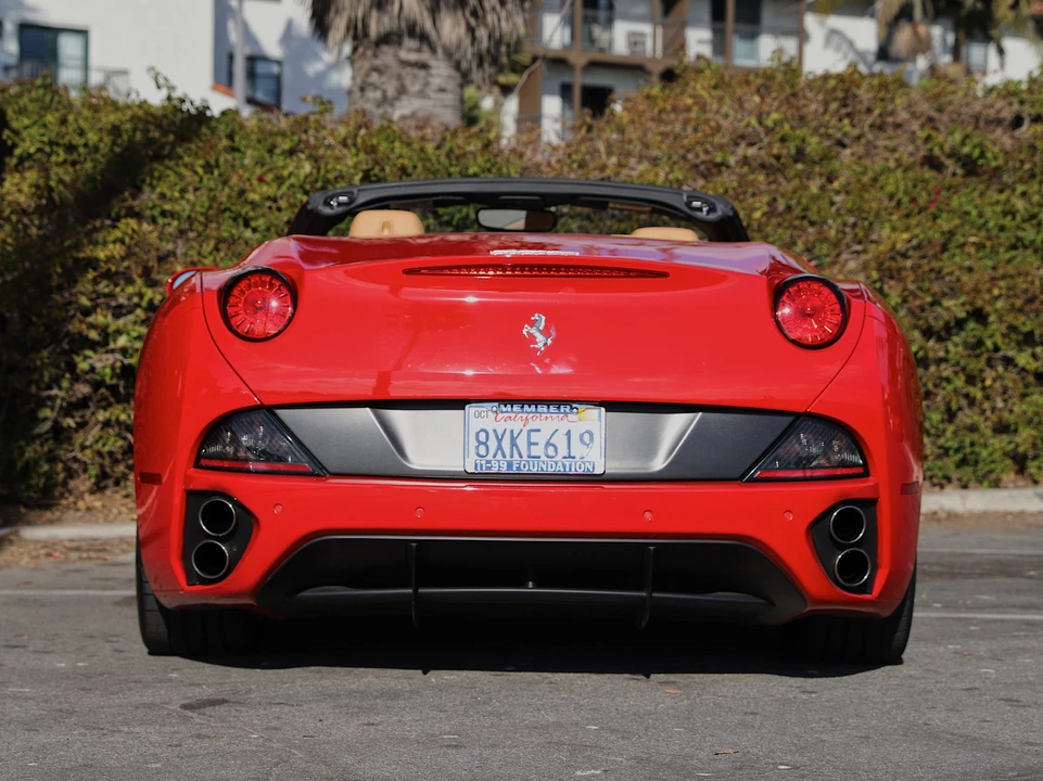 2010 Ferrari California - Image 9 of 31