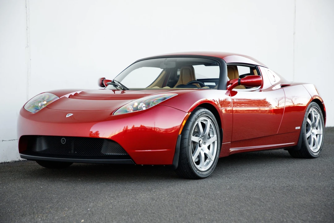 2010 Tesla Roadster - Image 2 of 31