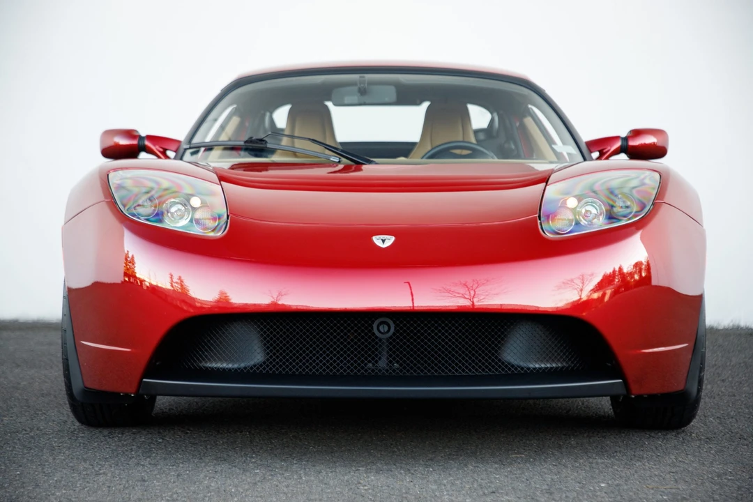 2010 Tesla Roadster - Image 5 of 31