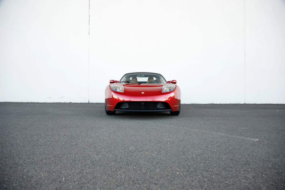 2010 Tesla Roadster - Image 3 of 31