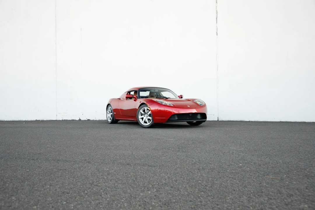 2010 Tesla Roadster - Image 7 of 31