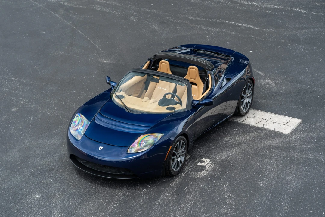 2010 Tesla Roadster - Image 4 of 31