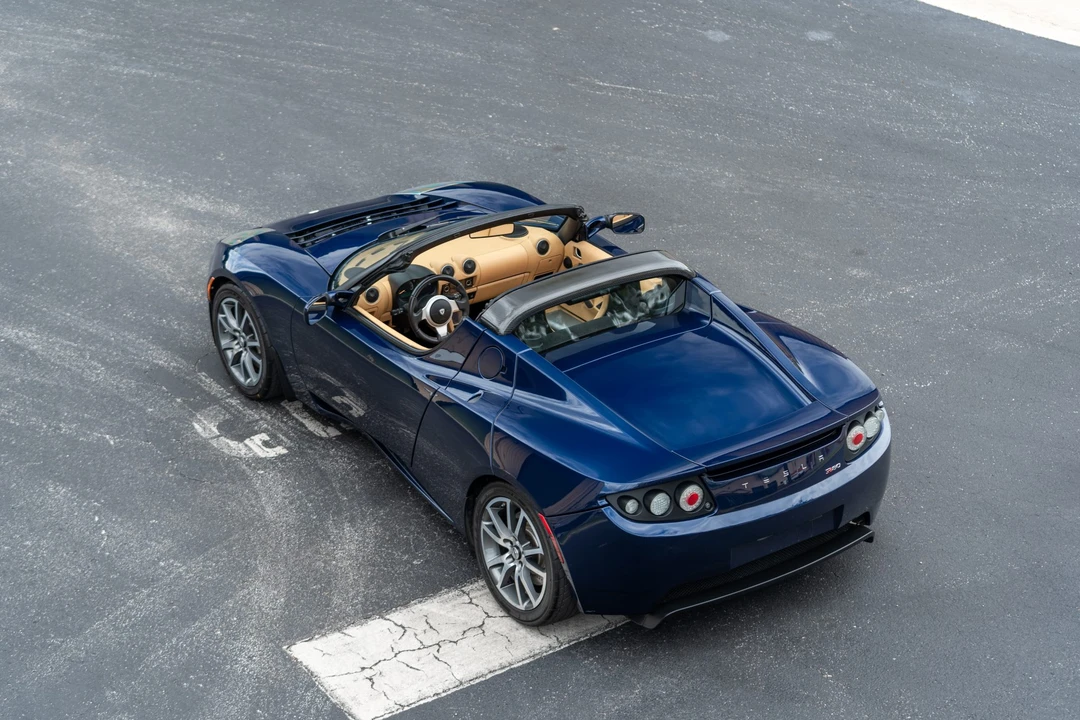 2010 Tesla Roadster - Image 18 of 31