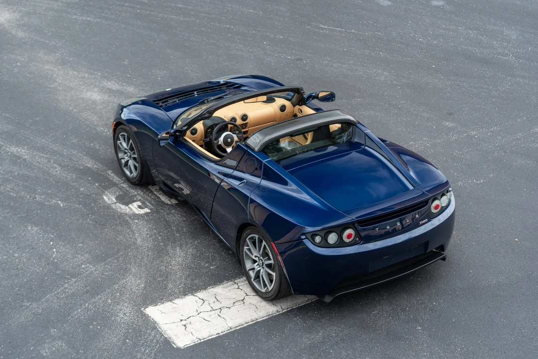 2010 Tesla Roadster - Image 19 of 31