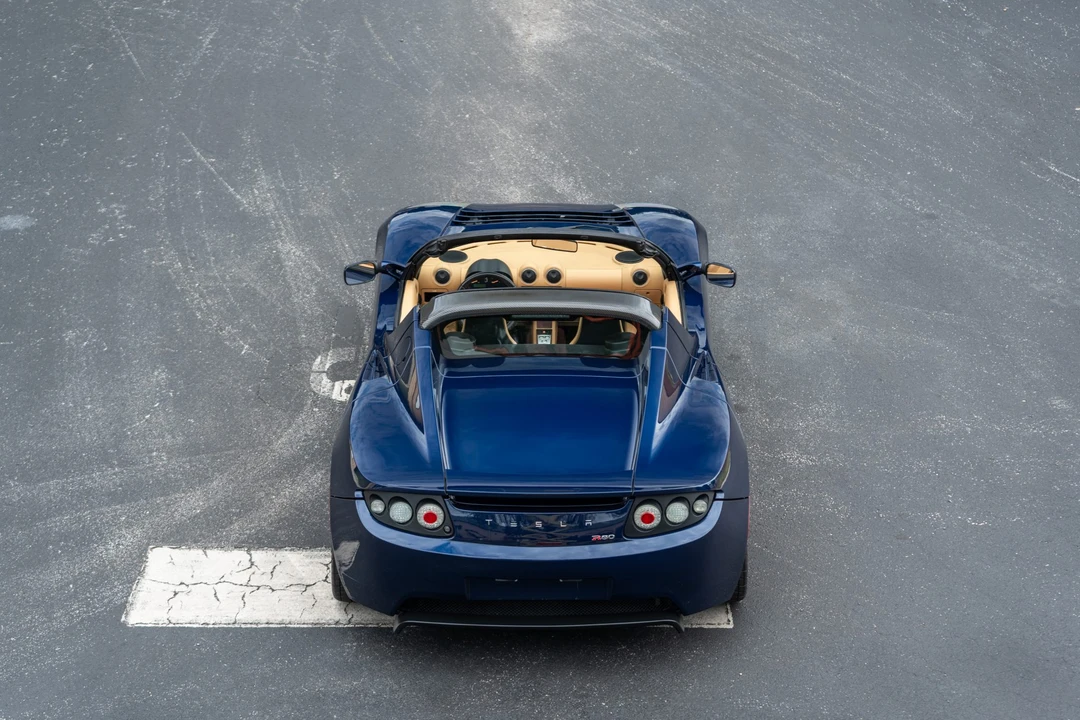 2010 Tesla Roadster - Image 17 of 31