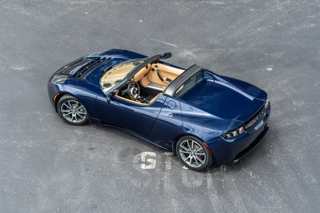 2010 Tesla Roadster - Image 21 of 31