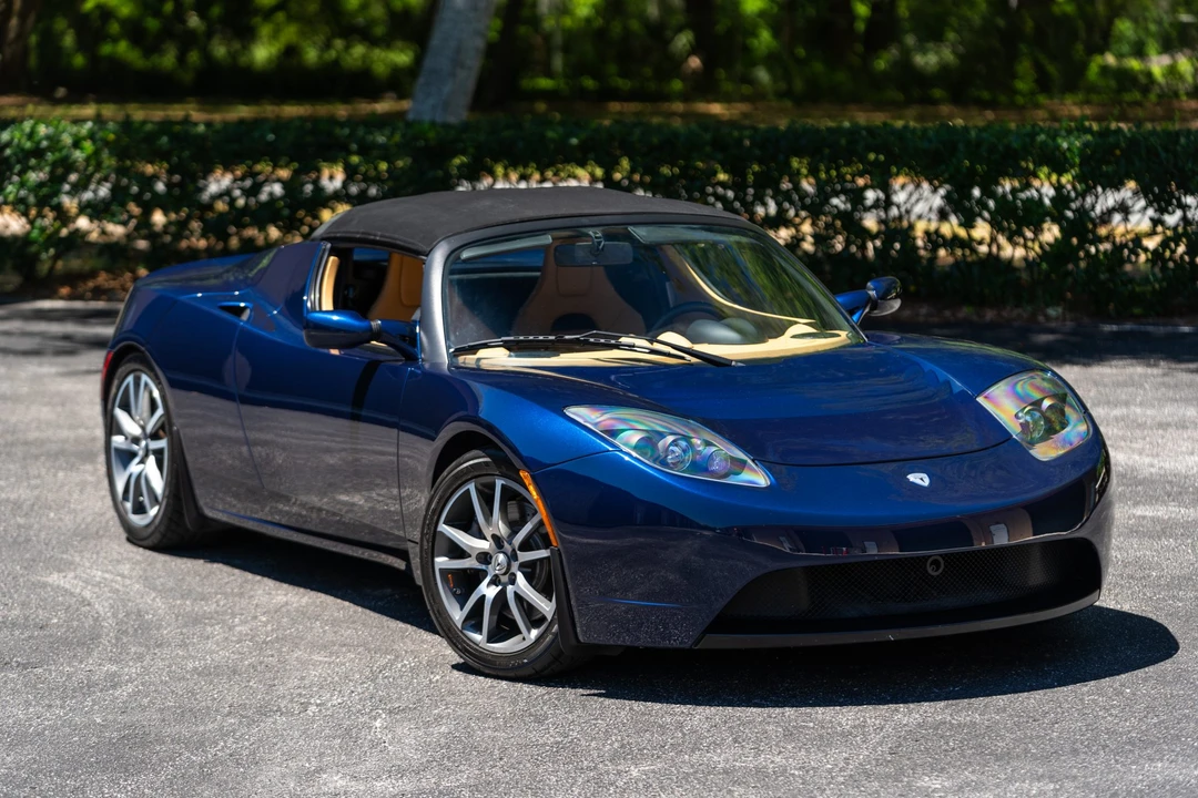2010 Tesla Roadster - Image 7 of 31