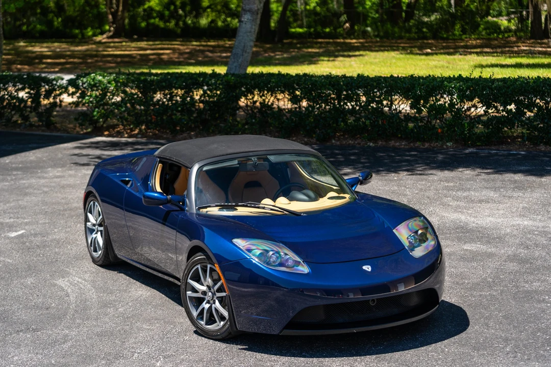 2010 Tesla Roadster - Image 8 of 31