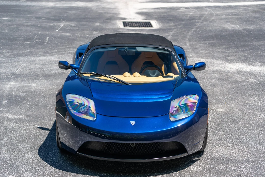 2010 Tesla Roadster - Image 4 of 31