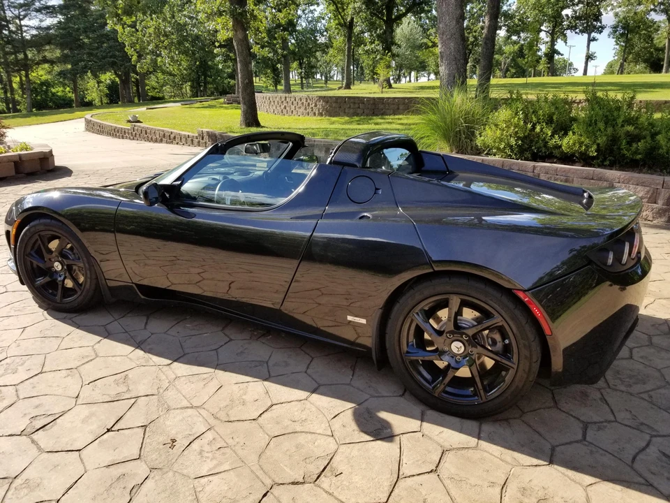 2010 Tesla Roadster - Image 27 of 31