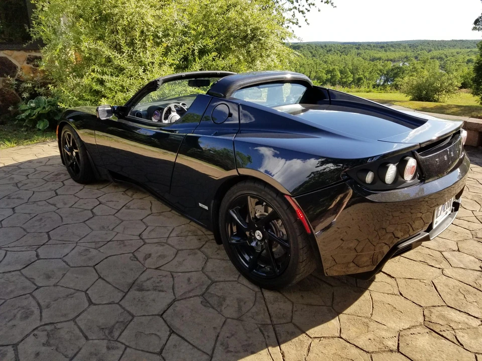 2010 Tesla Roadster - Image 30 of 31