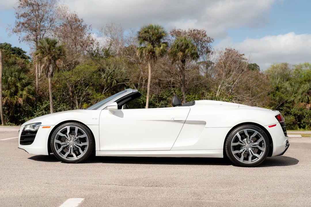 2011 Audi 42 R8 - Image 12 of 31