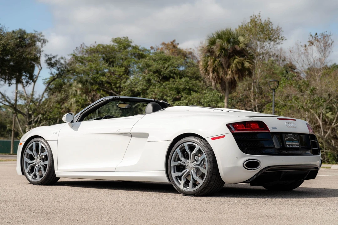 2011 Audi 42 R8 - Image 11 of 31