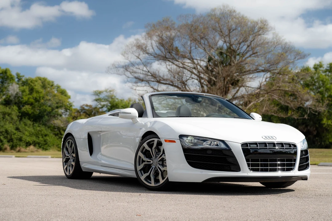 2011 Audi 42 R8 - Image 3 of 31
