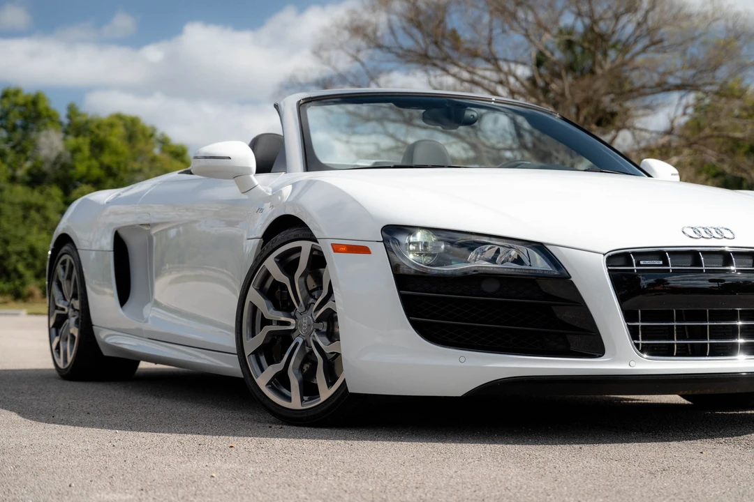2011 Audi 42 R8 - Image 15 of 31