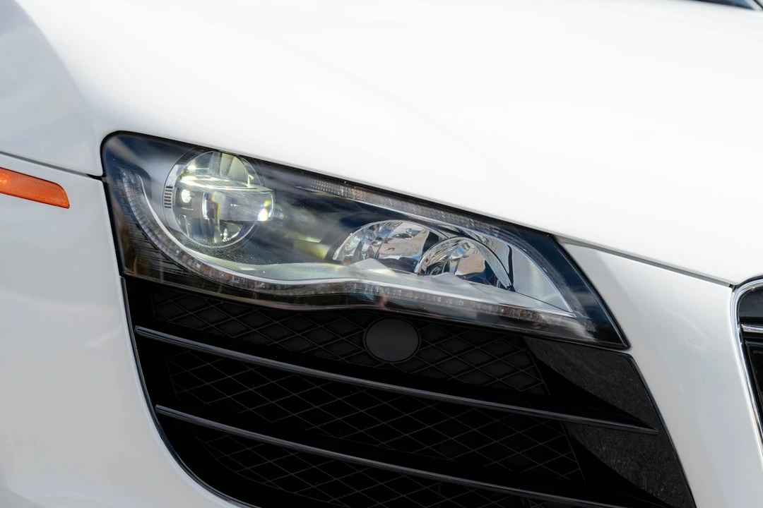 2011 Audi 42 R8 - Image 23 of 31