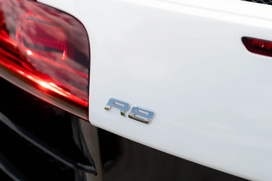 2011 Audi 42 R8 - Image 28 of 31