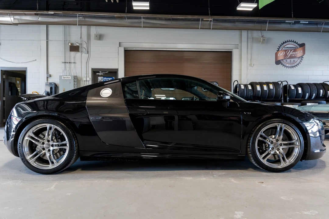 2011 Audi 42 R8 - Image 6 of 31