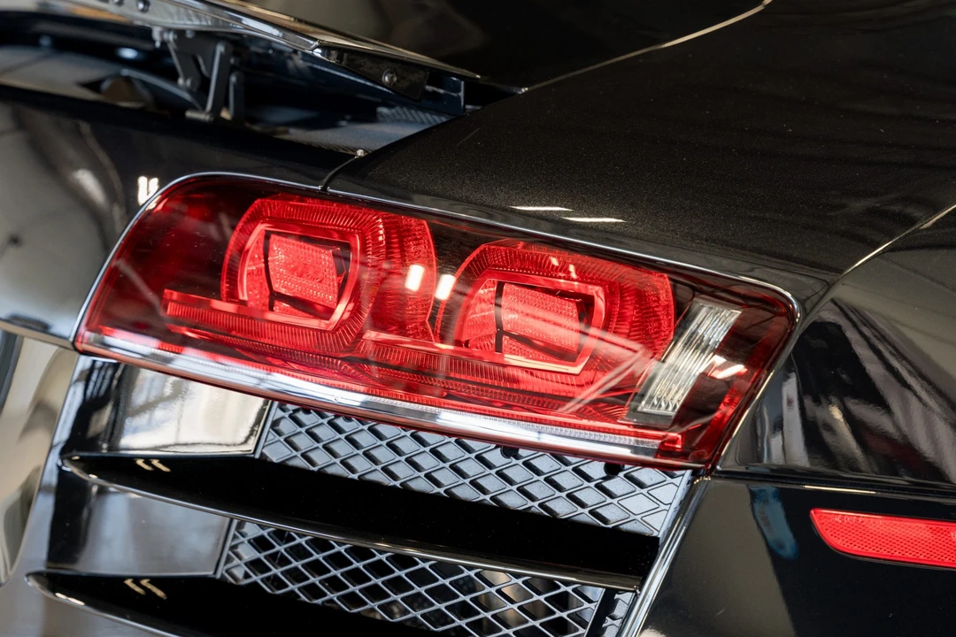2011 Audi 42 R8 - Image 29 of 31