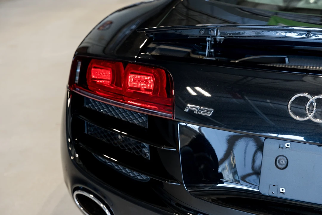 2011 Audi 42 R8 - Image 20 of 31
