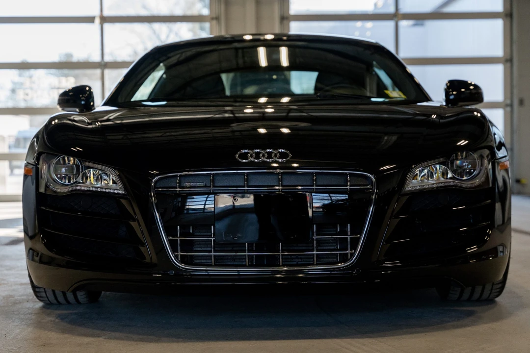 2011 Audi 42 R8 - Image 2 of 31
