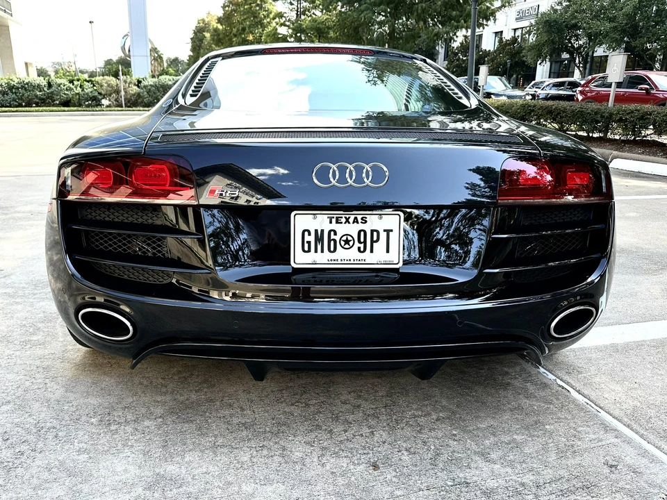 2011 Audi 42 R8 - Image 14 of 31