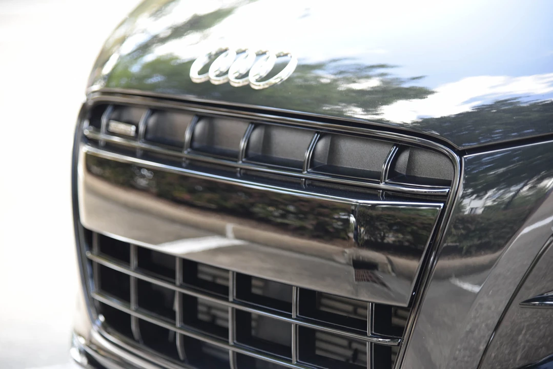 2011 Audi 42 R8 - Image 29 of 31