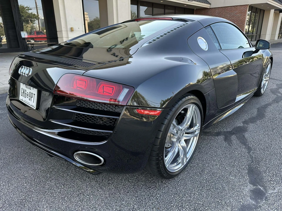 2011 Audi 42 R8 - Image 17 of 31