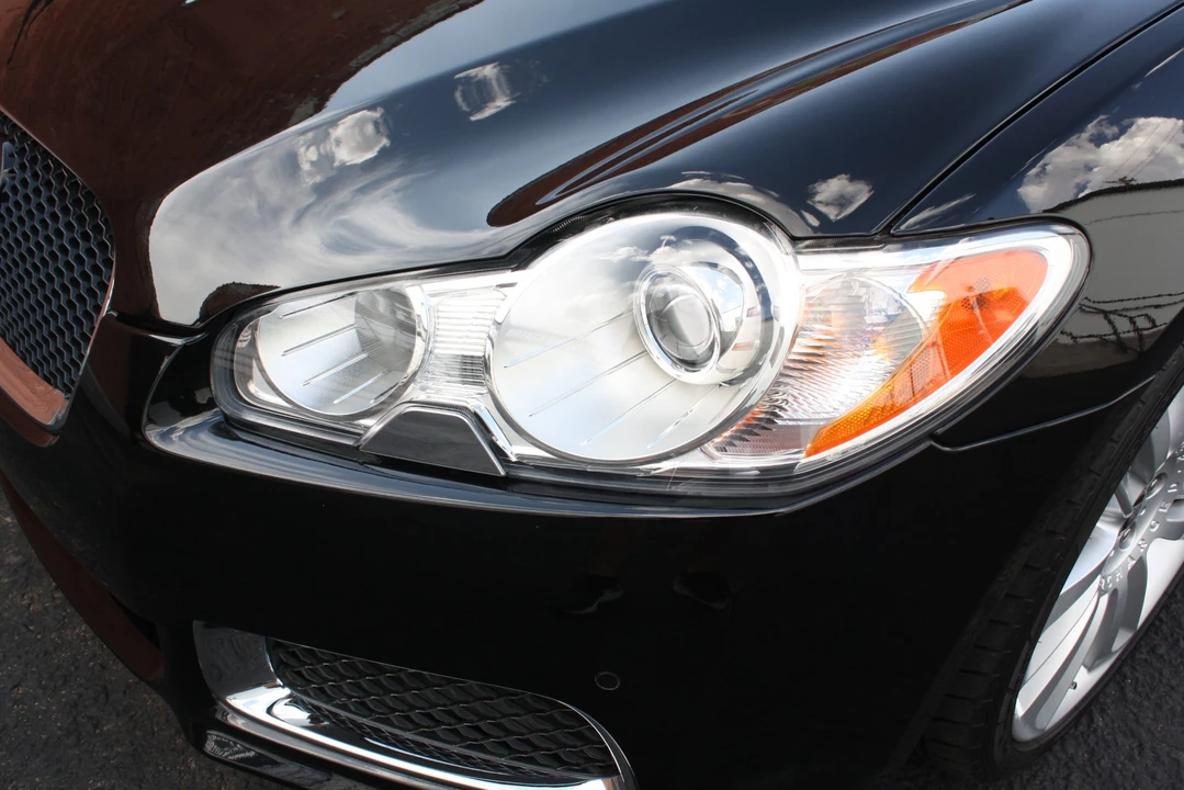 2011 Jaguar X250 XFR - Image 31 of 31