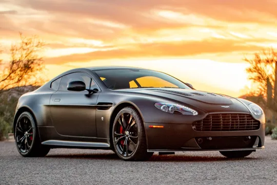 2012 Aston Martin V12 Vantage Carbon Black Edition