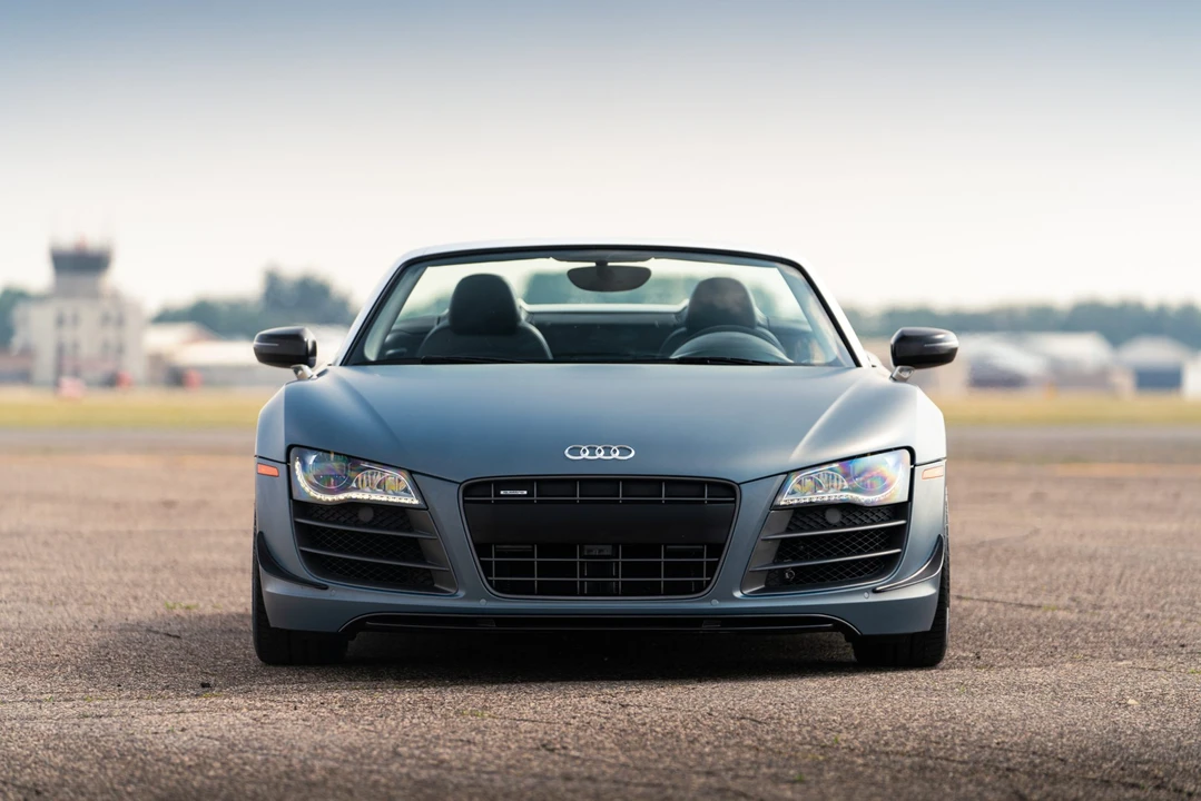 2012 Audi 42 R8 - Image 8 of 31