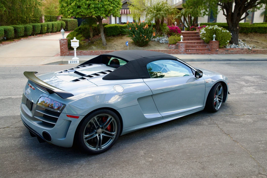 2012 Audi 42 R8 - Image 7 of 31