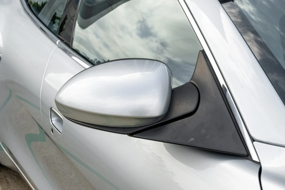 2012 Fisker Karma - Image 17 of 31