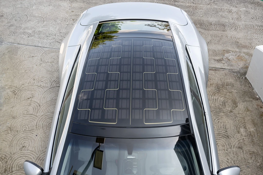2012 Fisker Karma - Image 10 of 31