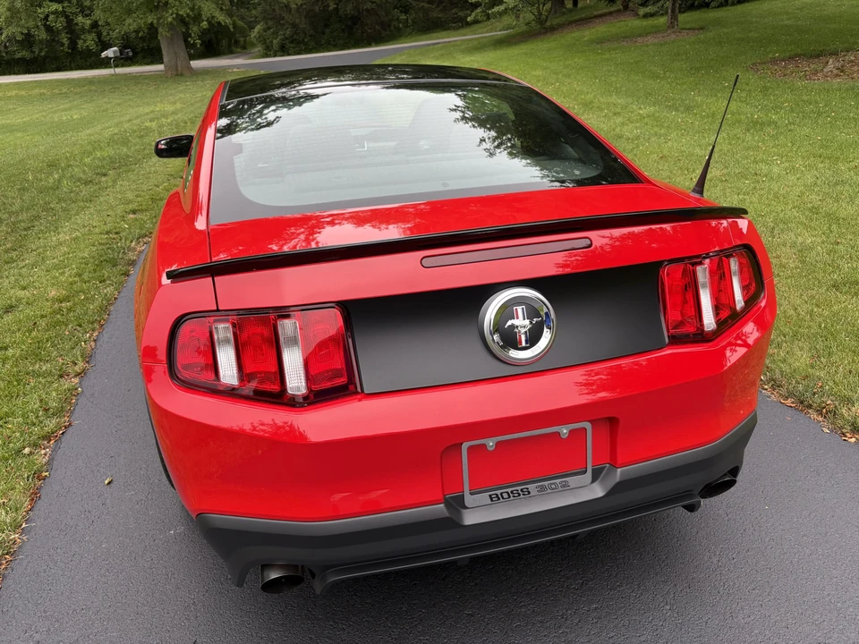 2012 Ford S197 Mustang Boss 302 - Image 27 of 31