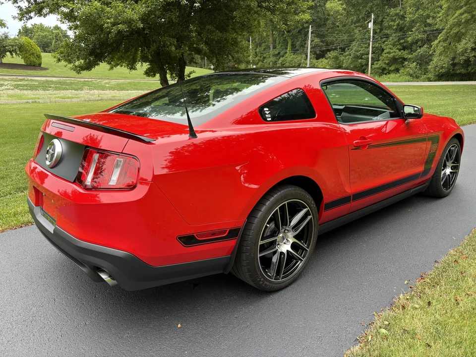 2012 Ford S197 Mustang Boss 302 - Image 19 of 31