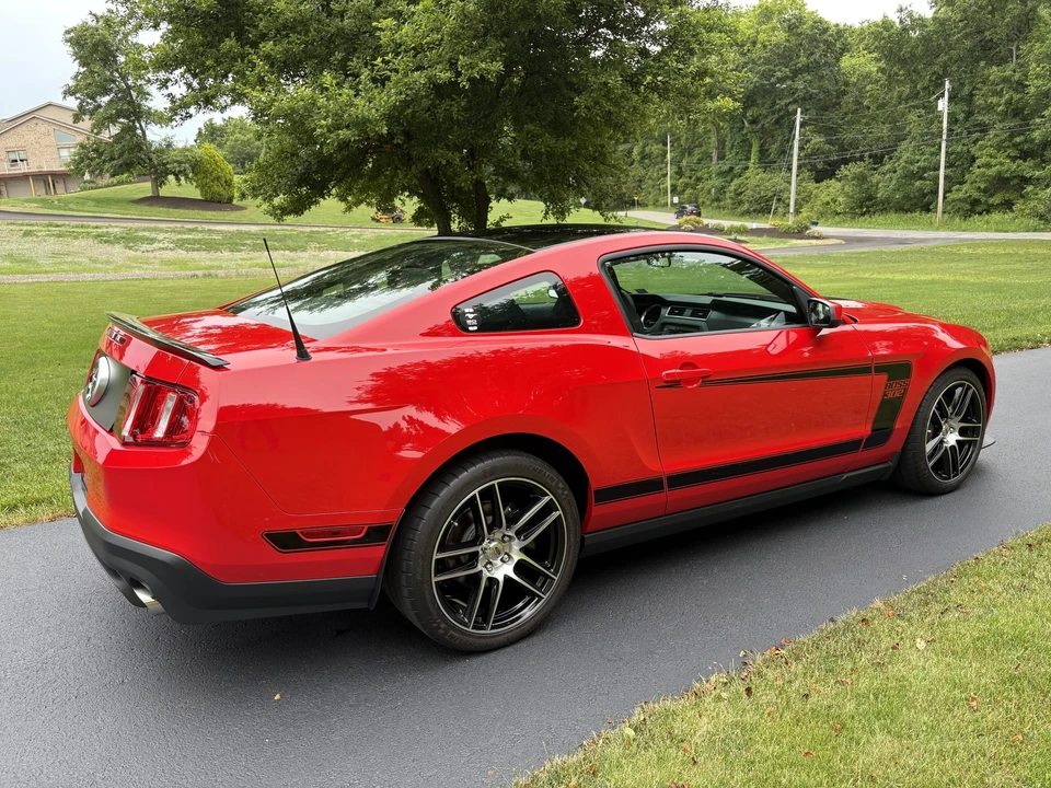 2012 Ford S197 Mustang Boss 302 - Image 18 of 31