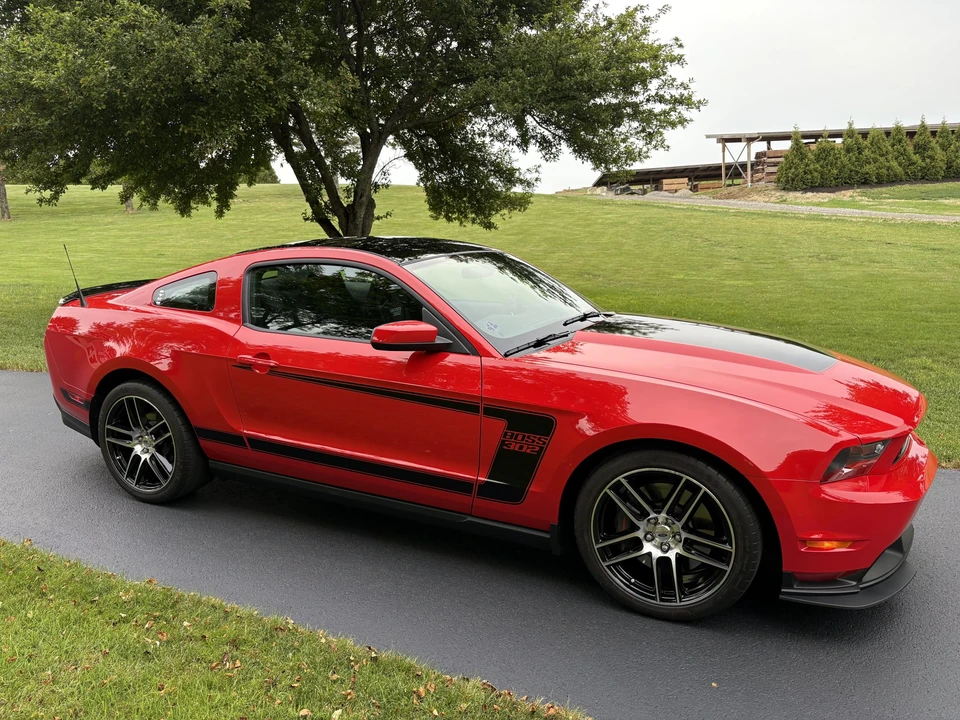 2012 Ford S197 Mustang Boss 302 - Image 3 of 31