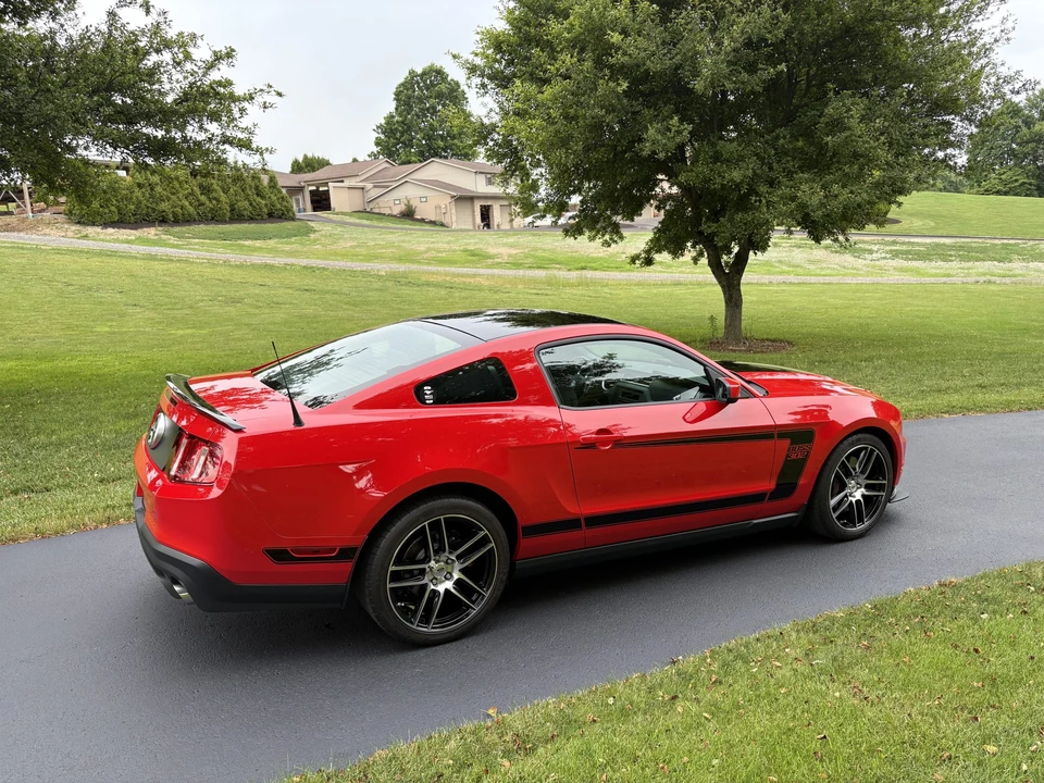 2012 Ford S197 Mustang Boss 302 - Image 16 of 31