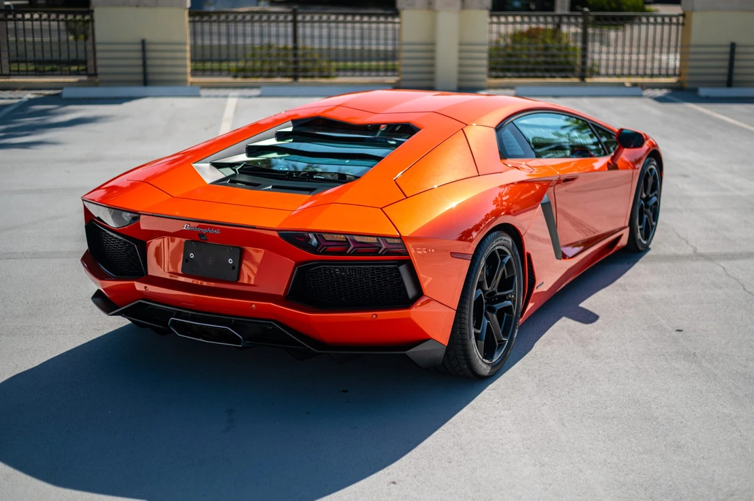 2012 Lamborghini Aventador LP700-4 - Image 18 of 31