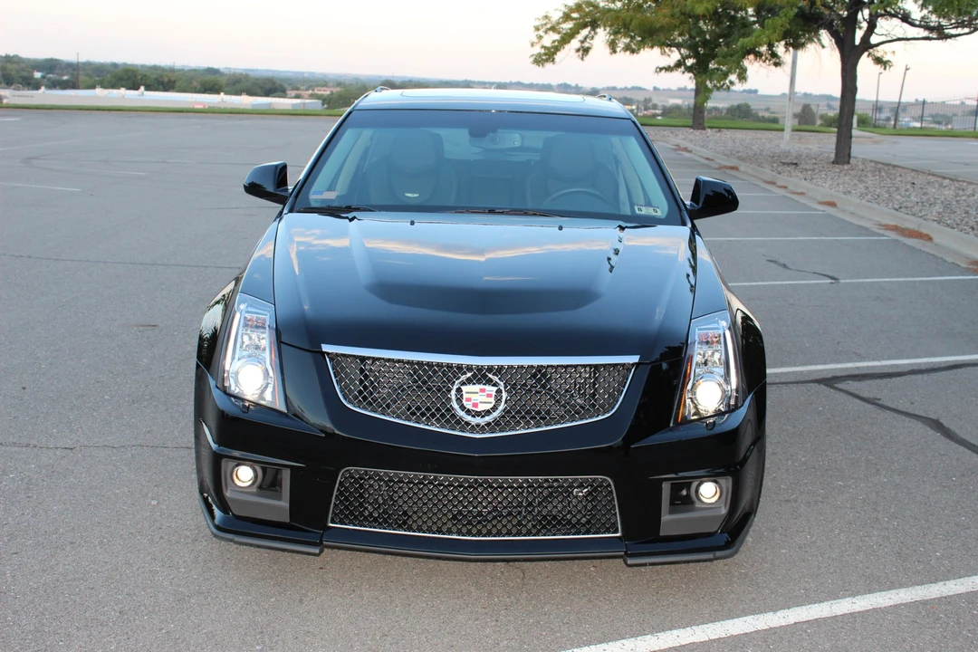 2013 Cadillac CTS-V 2nd Gen - Image 4 of 31